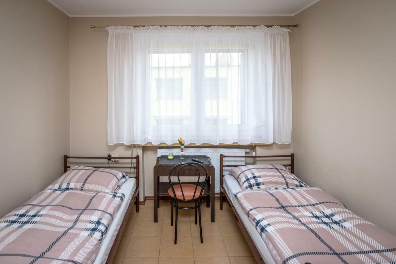 Pokoje Goscinne Arkadia Września Exteriör bild